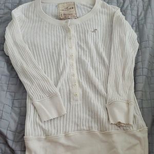 Hollister knit shirt sz S